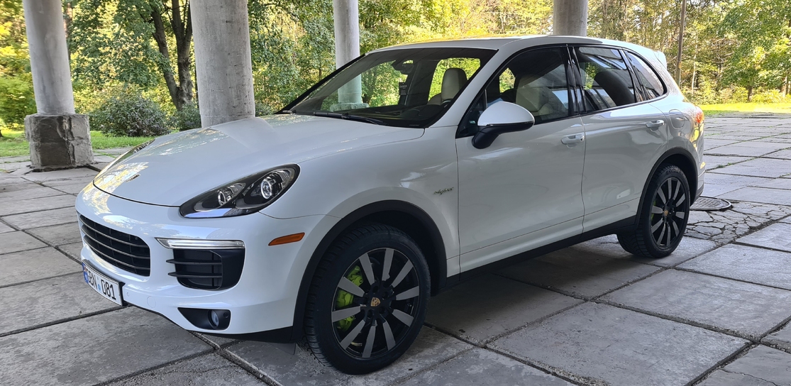 2016 Porsche Cayenne, Se Hybrid