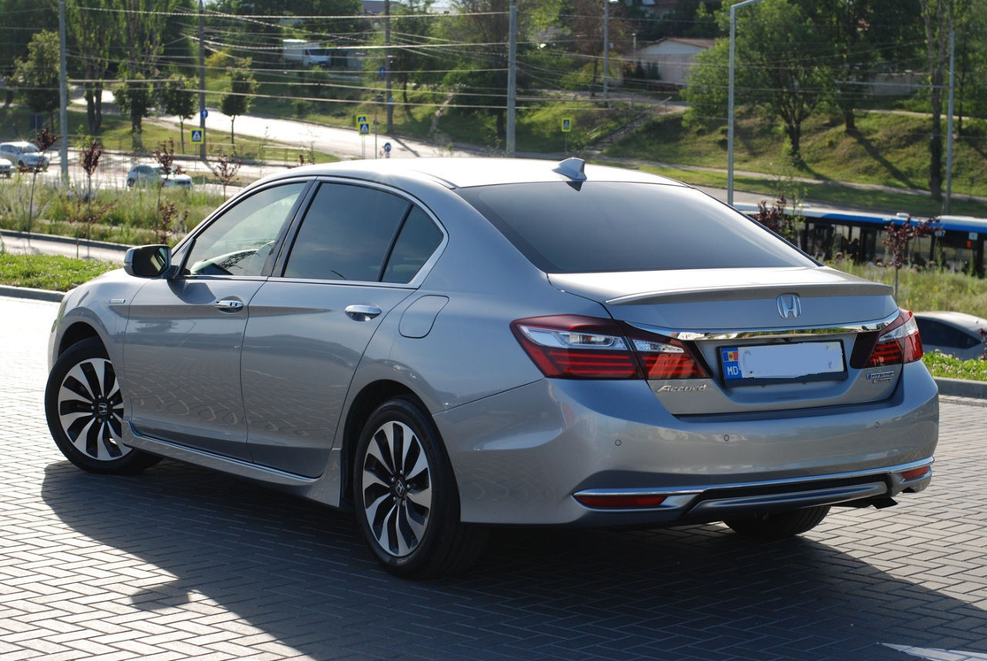 2017 Honda Accord Hybrid Touring